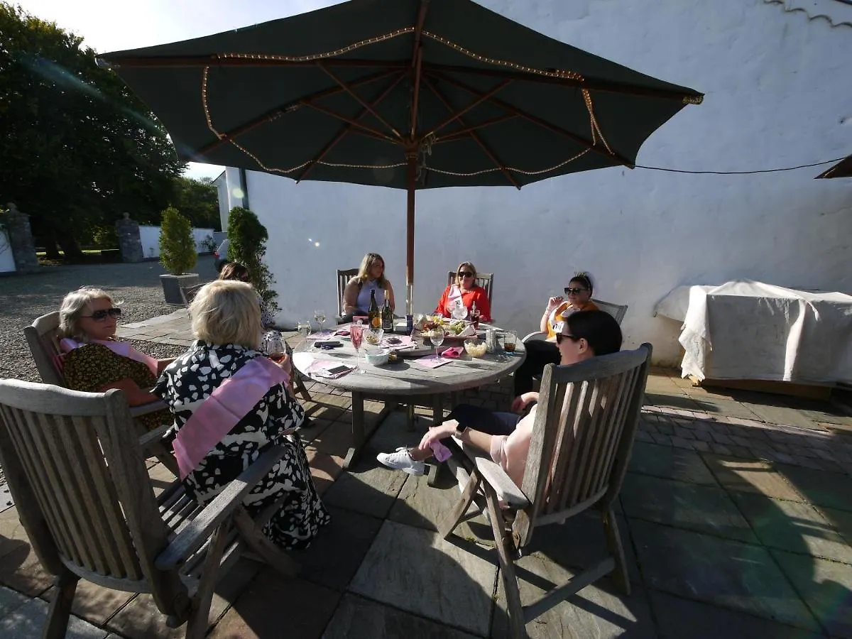 Bed & Breakfast The Carriage Houses At Beechpark House Bunratty Ireland
