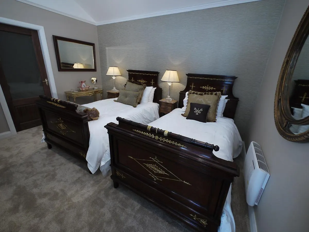 Bed & Breakfast The Carriage Houses At Beechpark House Bunratty Ireland